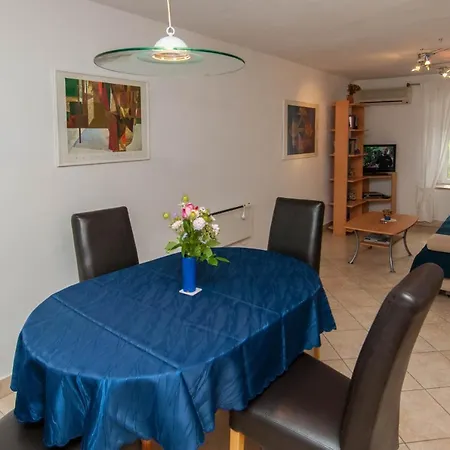 Apartment Segota Mit Meerblick