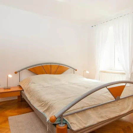 Segota Mit Meerblick Apartment *